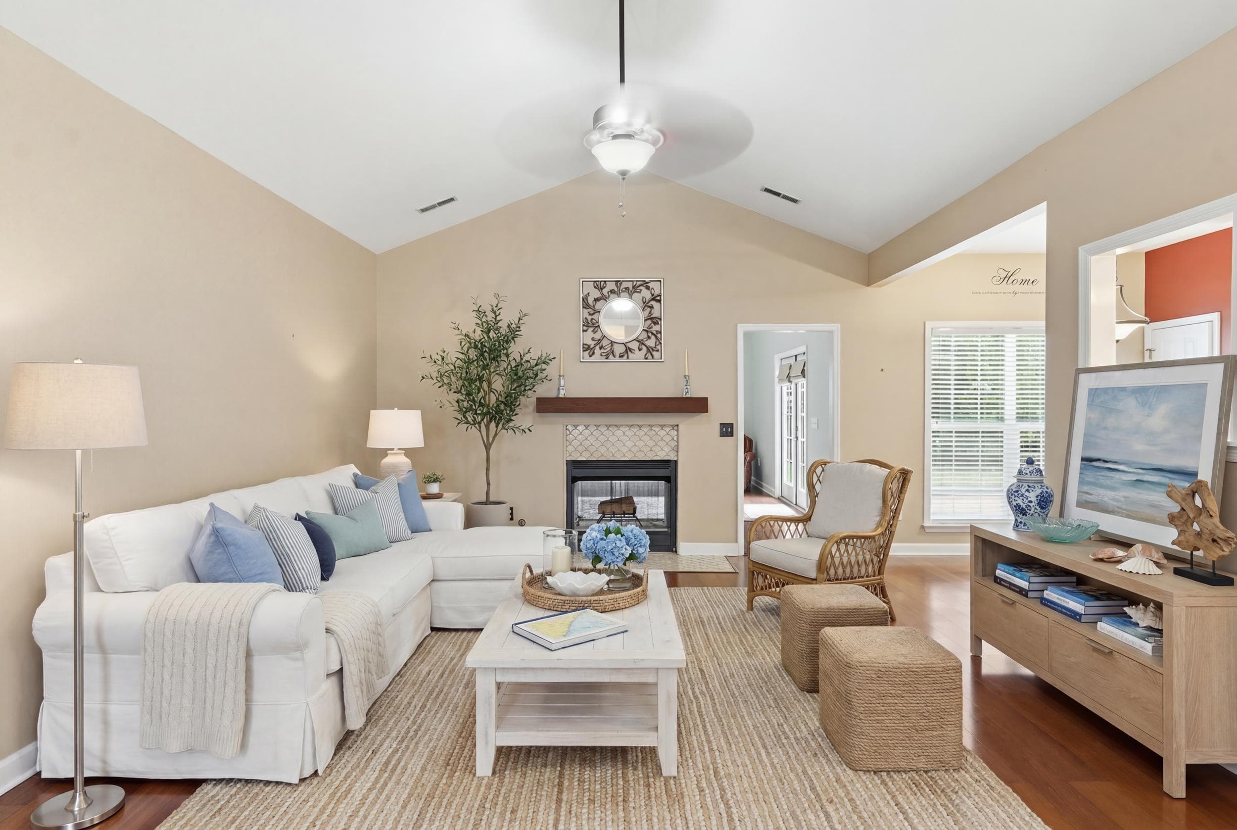 1277 Hermit Crab Way, Mount Pleasant photo 2